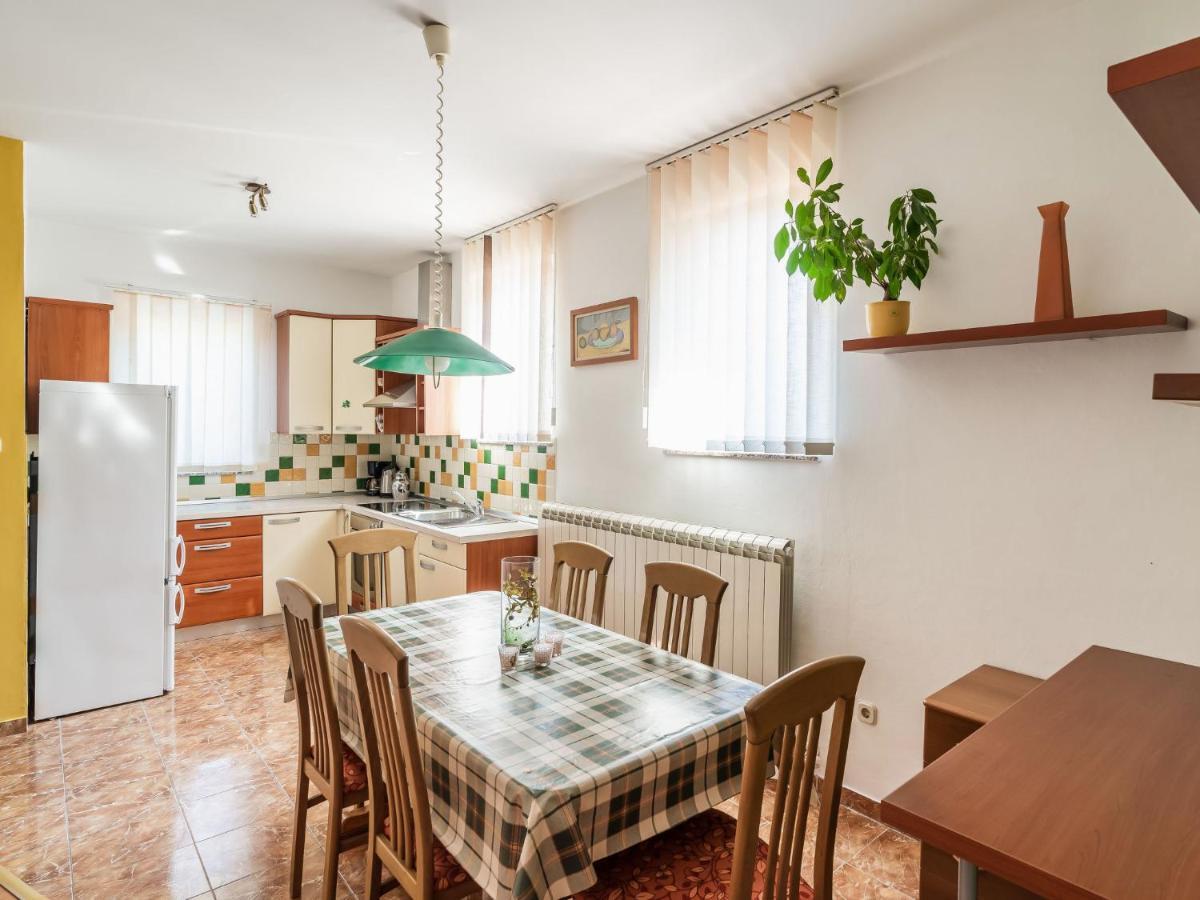 Apartment Kate-1 By Interhome Rukavac  Εξωτερικό φωτογραφία